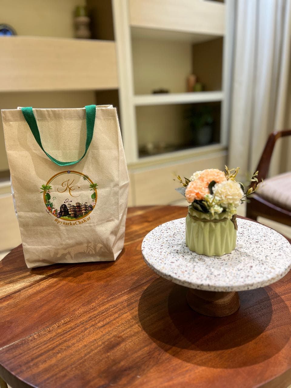 HOSPITALITY & HOTELS