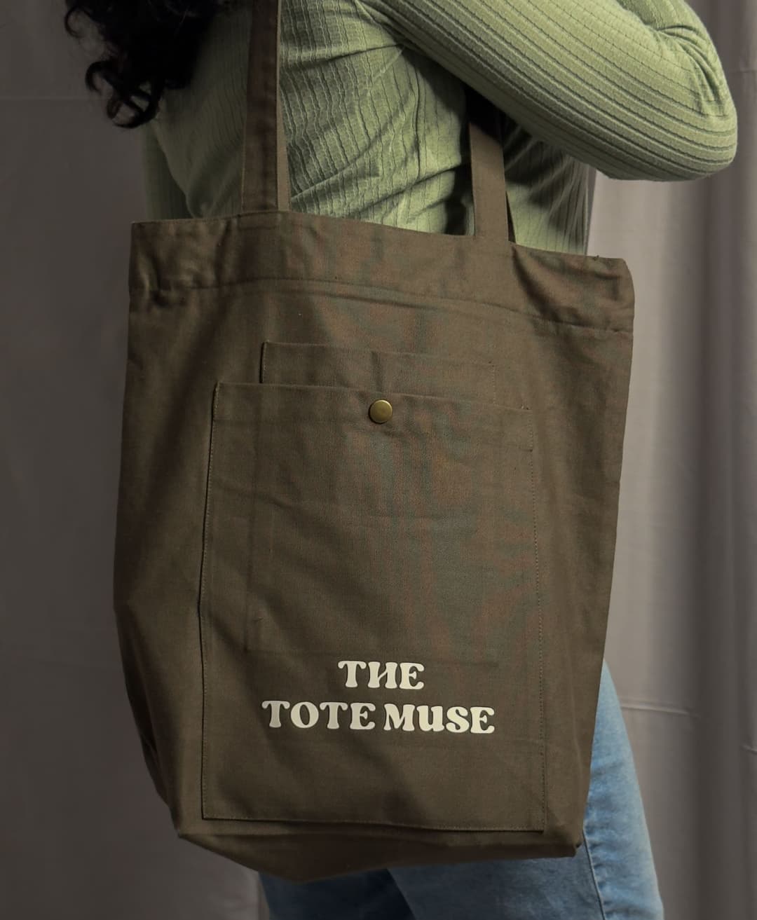 The Navy Green Tote Muse